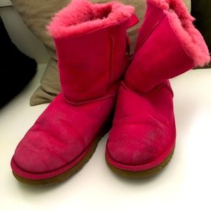UGG boots girls hot pink size 4